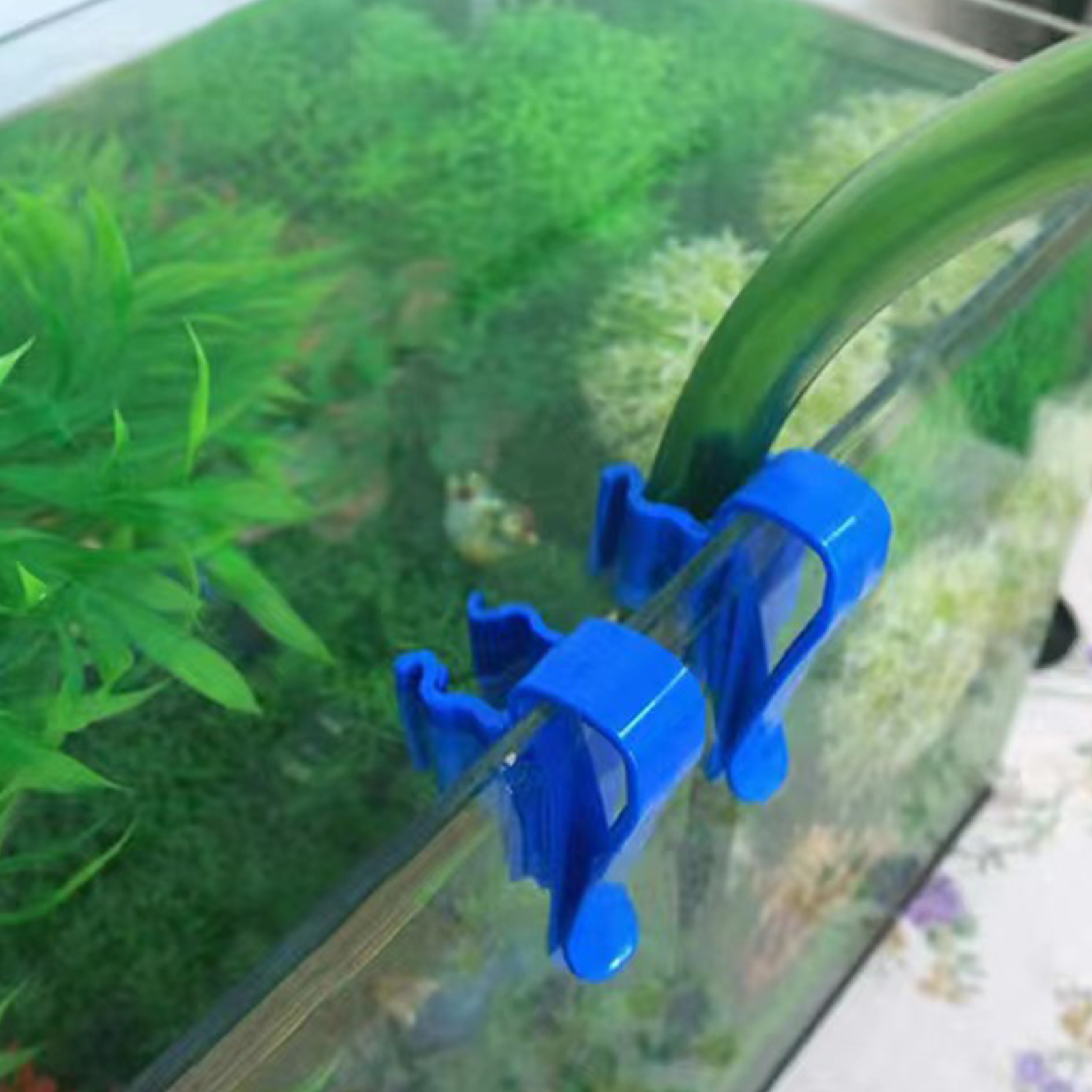 Aquarium Tube Holder Clip Fish - Plastic Pipe Clip reseña y precio